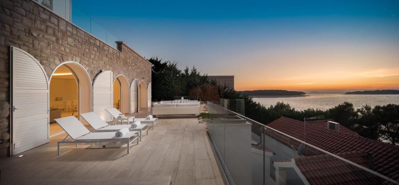 Luxury Seafront Villa Primosten Glamour With Private Pool, Sauna And Gym At The Beach In Primosten Exterior photo