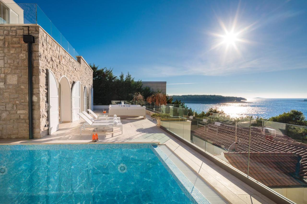 Luxury Seafront Villa Primosten Glamour With Private Pool, Sauna And Gym At The Beach In Primosten Exterior photo