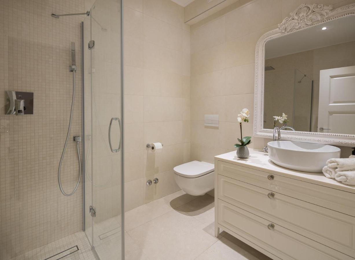 Luxury Seafront Villa Primosten Glamour With Private Pool, Sauna And Gym At The Beach In Primosten Exterior photo
