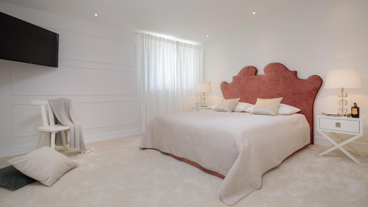 Luxury Seafront Villa Primosten Glamour With Private Pool, Sauna And Gym At The Beach In Primosten Exterior photo